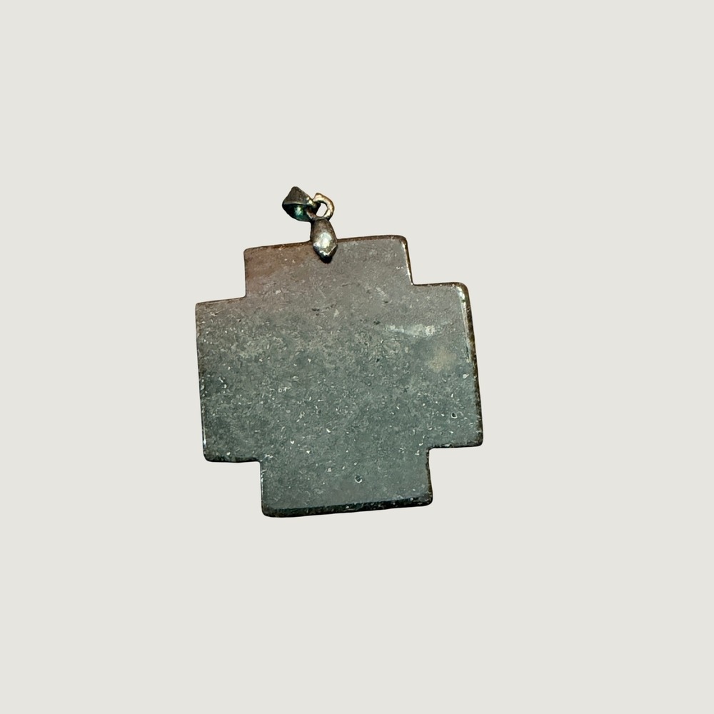 Stone Cross Pendant Women OS Gray‎ Earthy Spiritual Charm